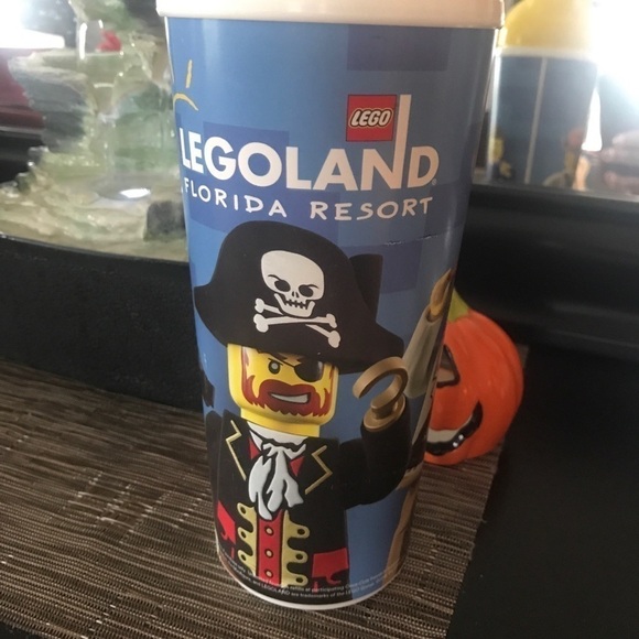 Legoland Florida resort Souvenir tumbler - Picture 5 of 9